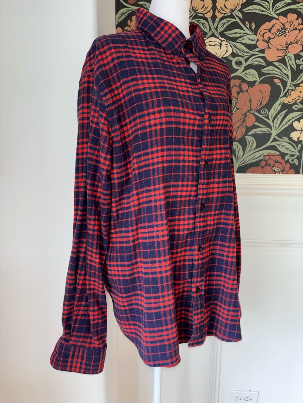 Men’s Red Navy Plaid Flannel Shirt XL Classic Outdoorsy - Picture 5 of 11